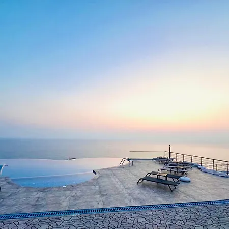 Hotel The Rocas